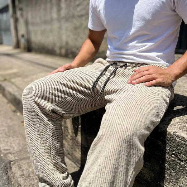 [Pague 2, Leve 4] Calça Tuesday Masculina em Algodão, Poliéster e Malha Texturizada de Caimento Reto com Cós Elástico e Cordão Trançado